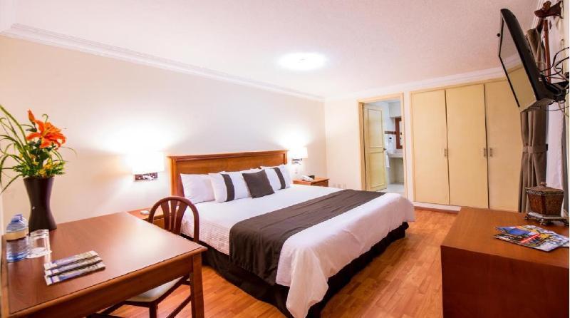 Del Marques Hotel And Suites Guadalajara Dış mekan fotoğraf